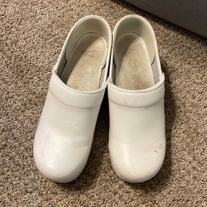 Dansko nurse shoes